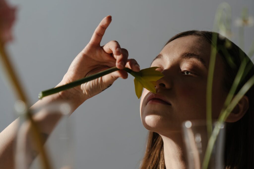 nose itching spiritual meaning