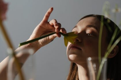 nose itching spiritual meaning