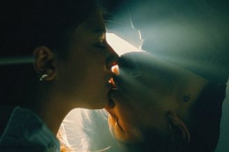 when a sagittarius man kisses you